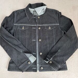 GUESS Black Denim Jacket - Classic Button-Up Trucker Style